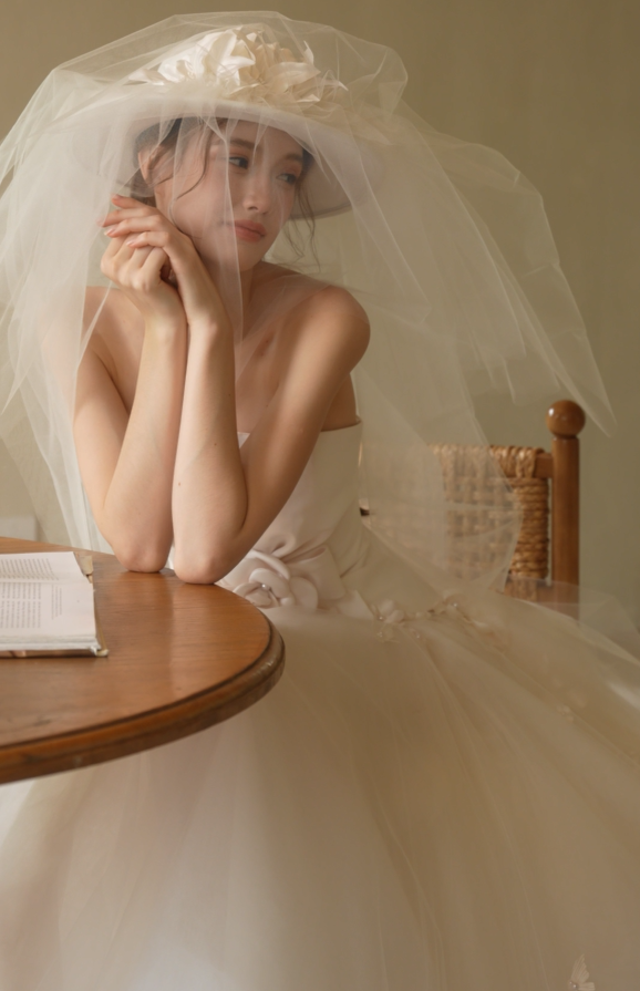 Romantic floral wedding dress with matching flower veil